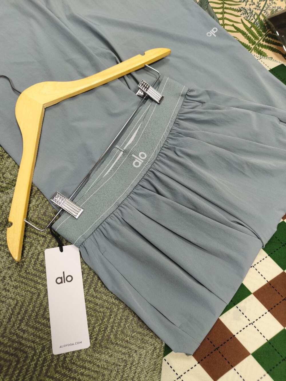 NWT ALO Yoga Steel Grey Suit Up Trouser 30" Inseam (Regular)💗 - Picture 5 of 8